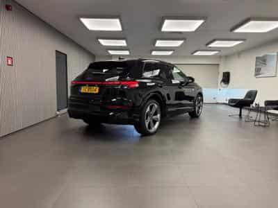 Audi Q4 e-tron SUV S line Performance 286 CH / 210 kW (2026) - Foto 8