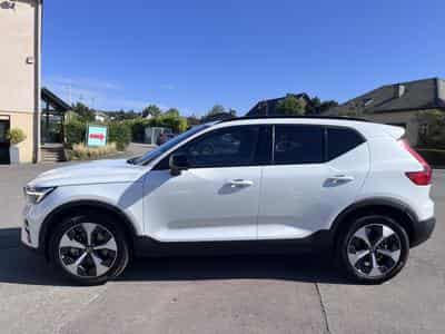 Volvo XC40 B3 Plus Dark DCT (2025) - Foto 6