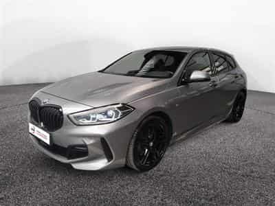 BMW 118 118iA Pack M NAVI / FULL LED / CUIR PARTIEL / CAMERA / JA18 (2023) - Foto 1