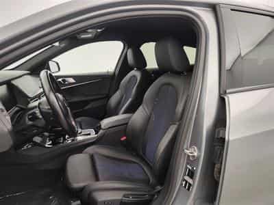 BMW 118 118iA Pack M NAVI / FULL LED / CUIR PARTIEL / CAMERA / JA18 (2023) - Foto 7