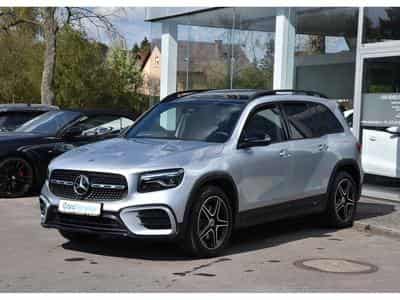 Mercedes GLB 220 4Matic AMG Line 8G-DCT 7 PL. MEMO PANO NIGHT ACC CAM360 1°M (2025) - Foto 2