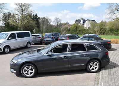 Audi A4 Avant 30 TDI S-Tronic CUIR LANE SIDE GPS CAM 1° MAIN (2022) - Foto 3