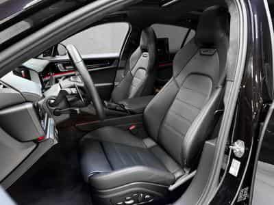 Porsche Panamera 4.0 V8 GTS / 5 SEATS / FULL (2025) - Foto 12