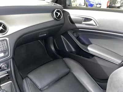 Mercedes GLA 200 GLA d DCT PACK URBAN (2017) - Foto 9