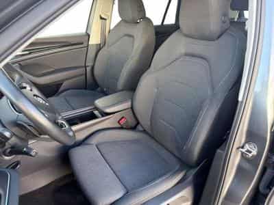 Skoda Kodiaq 2.0 TDI Selection/Komfort-P./AHK/Nav/LED (2024) - Foto 9