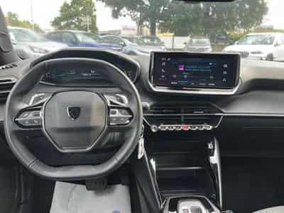 Peugeot 2008 1.2 HYBRID 145 STYLE E-DCS6 (2025) - Foto 10
