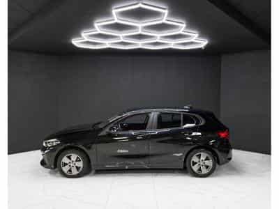 BMW 116 D / Business / CarPlay / 1. Hand (2021) - Foto 2
