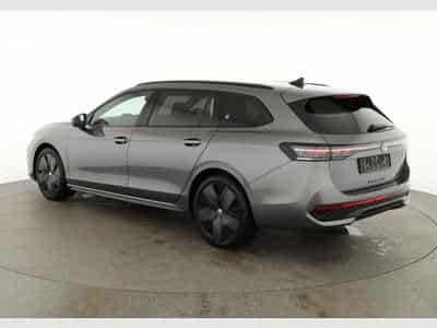 VW Passat Variant 2.0 TDI 142 kW 4Motion R-Line (2026) - Foto 3