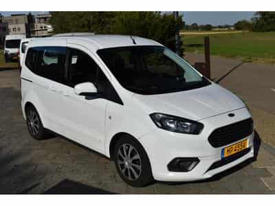 Ford Tourneo Trend 1,5 Duratorq TDCi 5 places Airco (2021) - Foto 3
