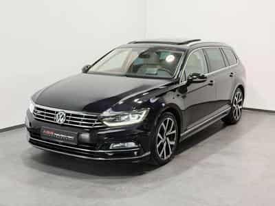 VW Passat R Line 4M *19''*Digital*ACC*H-UP*AHK*Pano (2016) - Foto 1