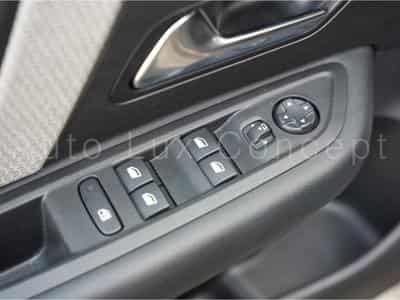 Citroën C4 1.5 BlueHDi 130 S&S EAT8 MAX (2024) - Foto 14
