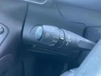 Peugeot PARTNER STANDARD 650KG BLUEHDI 100 BVM5 PREMIUM (2019) - Foto 15