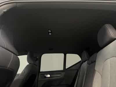 Volvo XC40 Black-Edition Plus (2025) - Foto 13