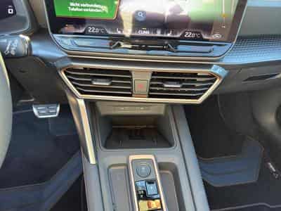Cupra Leon Sportstourer 2.0 TSI 4Drive DSG, MATRIX, SENNHEISER, NAVI, A (2026) - Photo 10