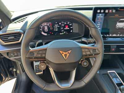 Cupra Leon Sportstourer 2.0 TSI 4Drive DSG, MATRIX, SENNHEISER, NAVI, A (2026) - Photo 14