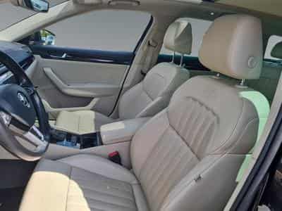 Skoda Superb 1.8 TSI Style DSG Laurin & Klement (2016) - Photo 10