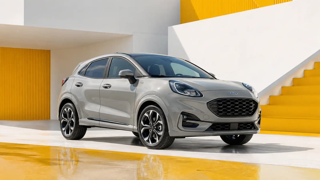 Ford Puma dans un environnement urbain moderne