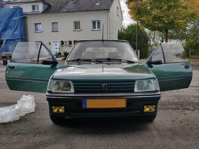 Peugeot 205 Roland Garos (1992) - Foto 1