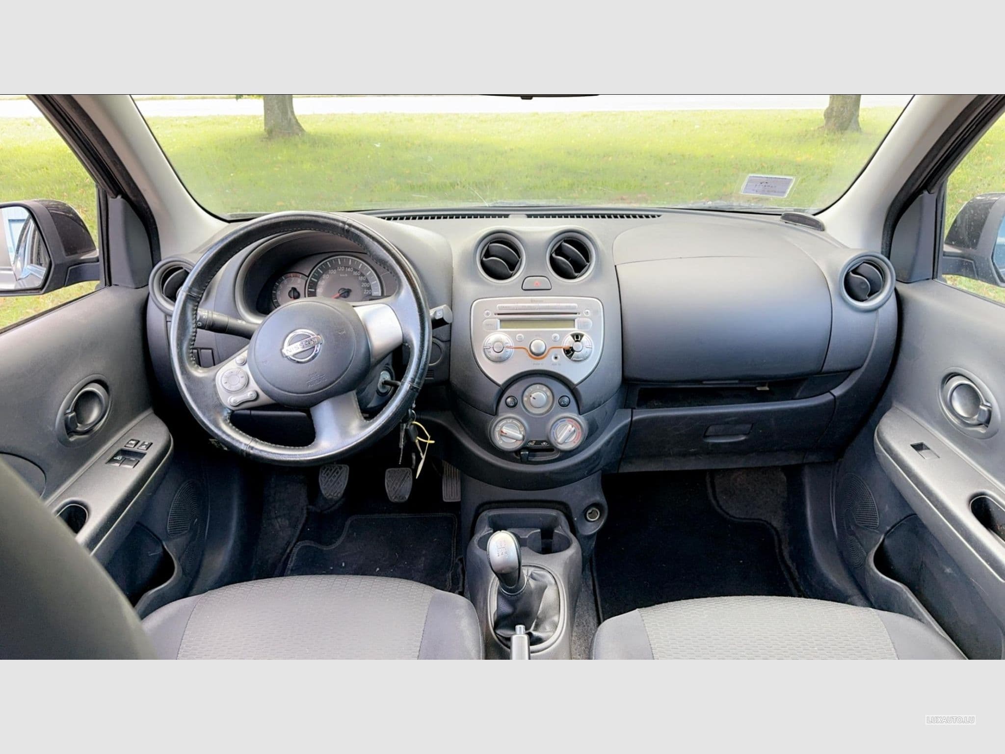 Nissan Micra 1.2 (2012) - Foto 3