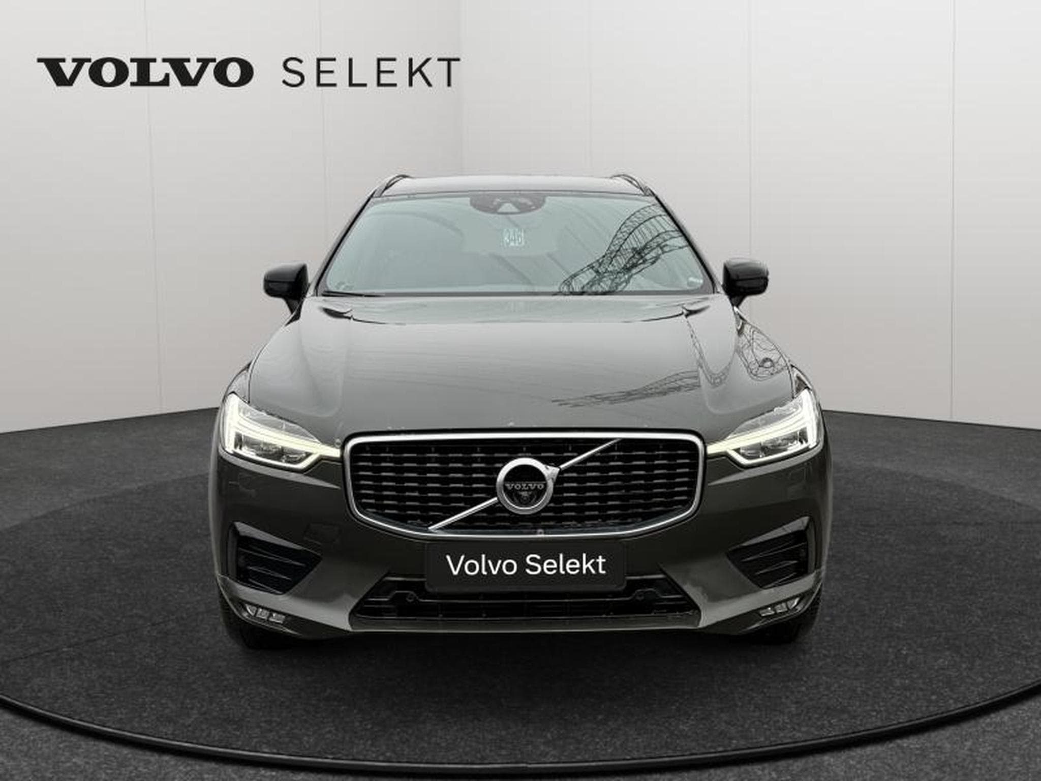 Volvo XC60 T4 R Design / Essence (2020) - Foto 50