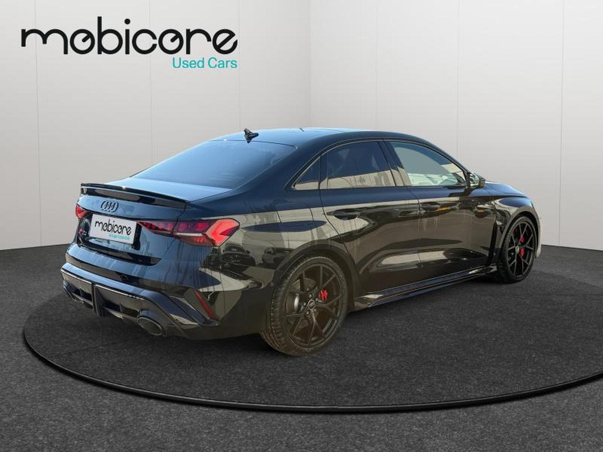 Audi RS3 Limousine / Essence (2026) - Foto 2