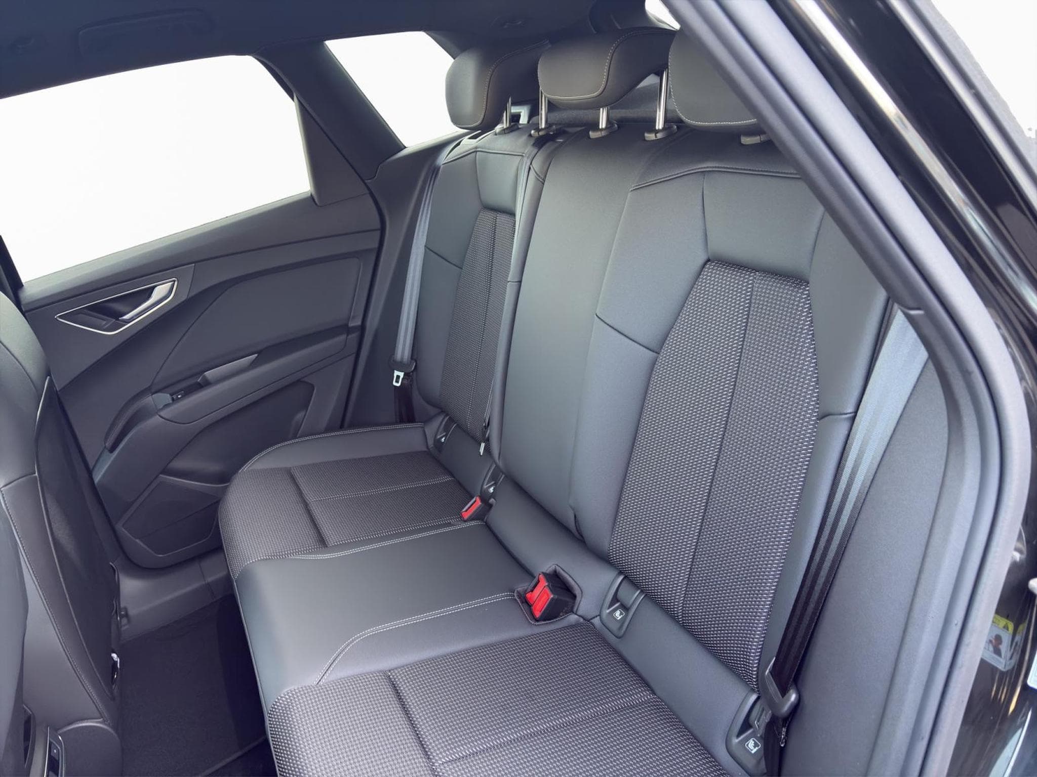 Audi Q4 e-tron Etron (2026) - Foto 15