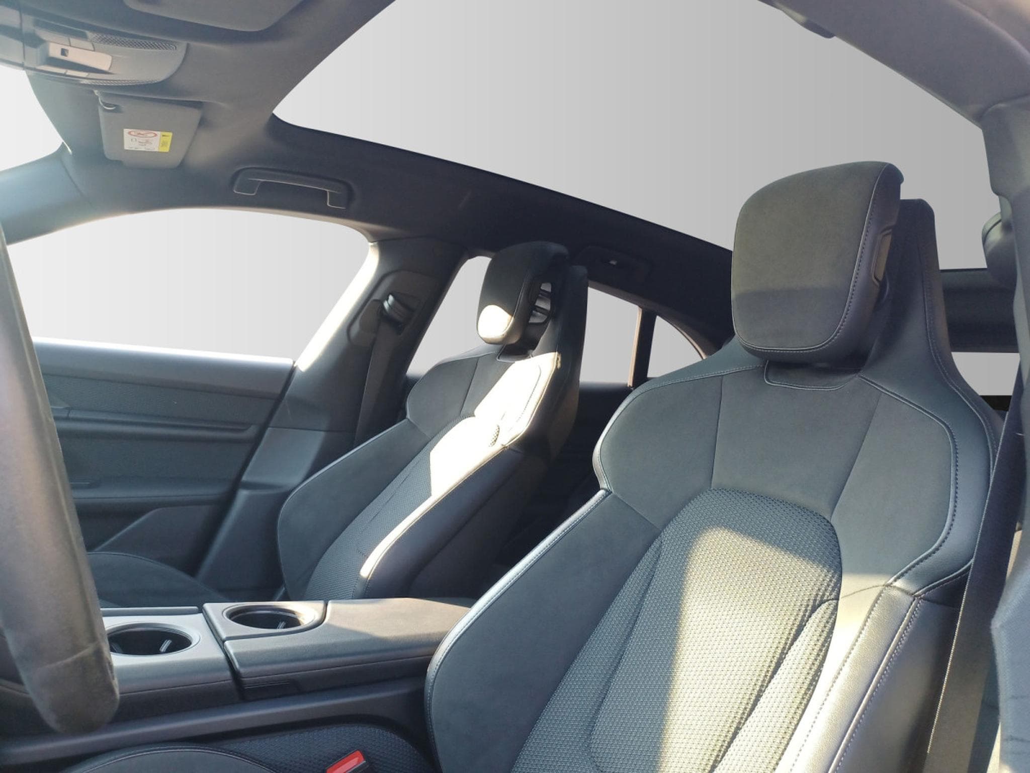 Porsche Taycan 4S Cross Turismo (2022) - Foto 11