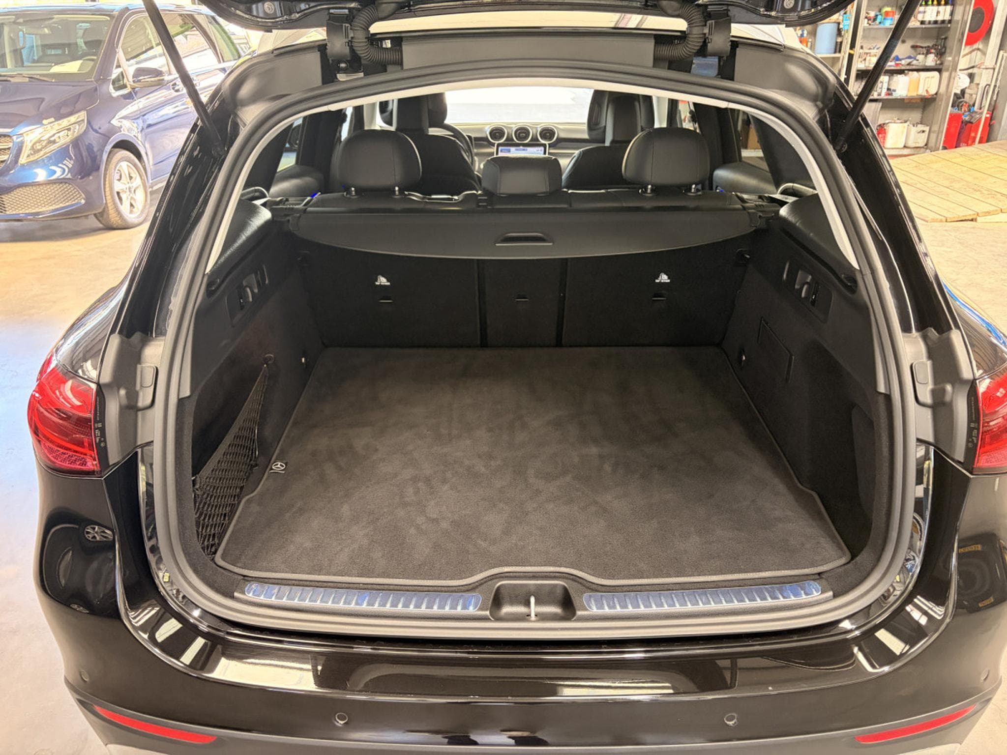 Mercedes CLC 220 d 2.0 4Matic Advanced (2023) - Foto 14