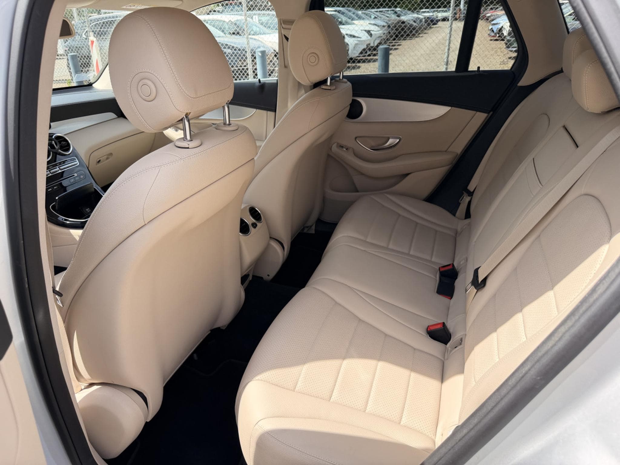 Mercedes GLC 220 D 4MATIC AUTO (2016) - Foto 16