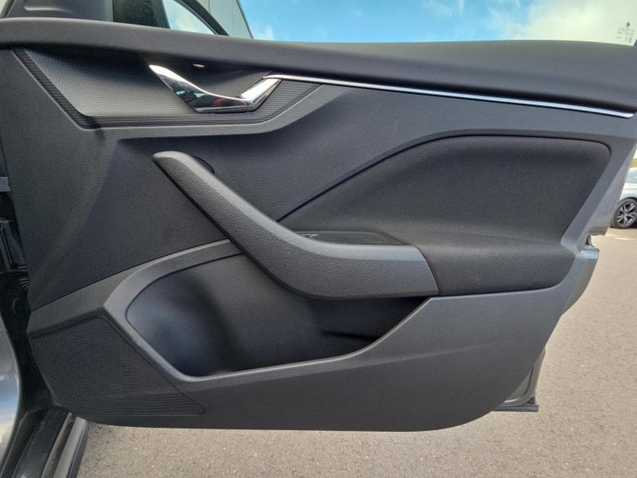 Skoda Kamiq Monte Carlo 1.5 TSI DSG / Essence (2022) - Foto 20
