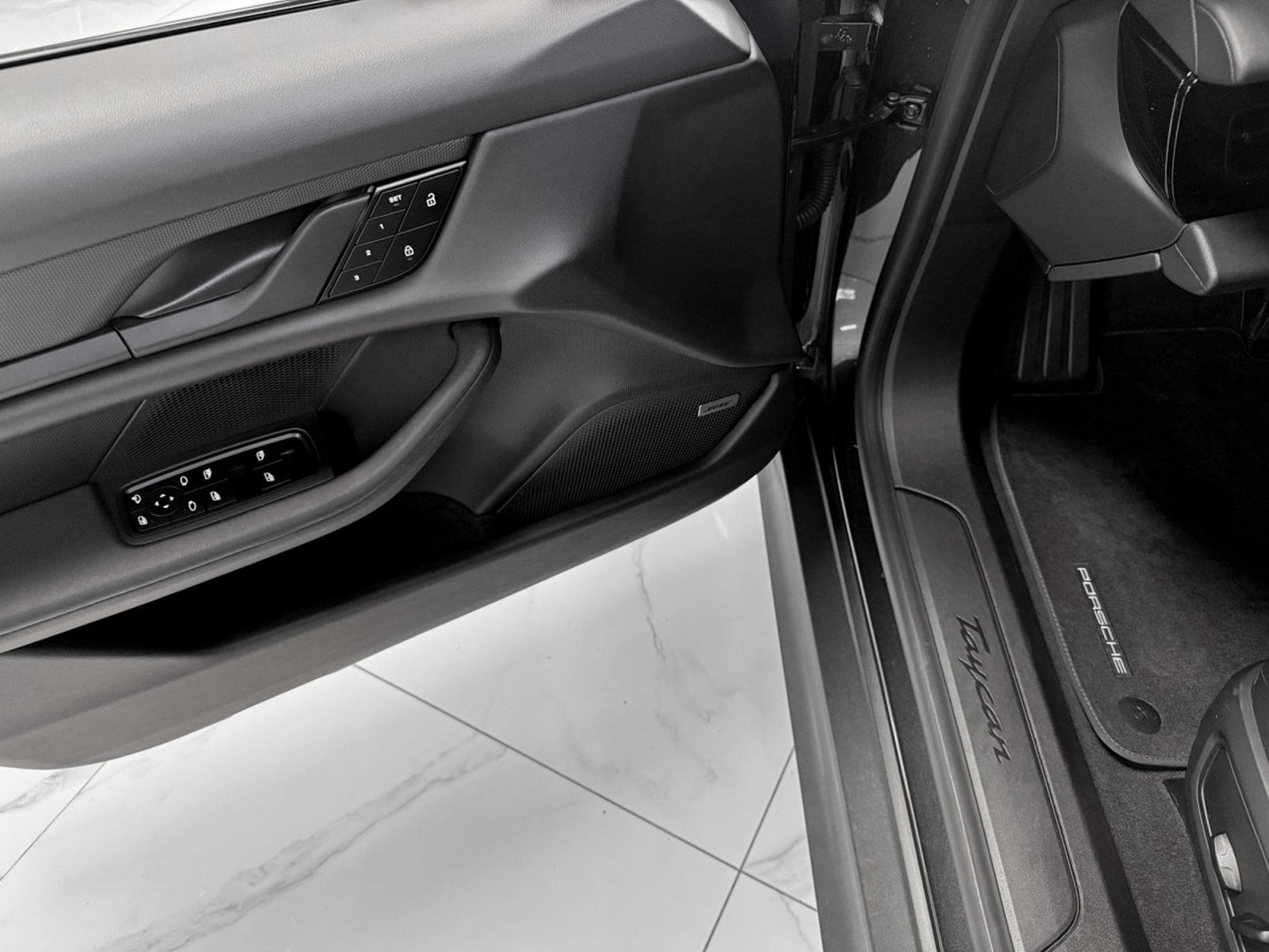 Porsche Taycan PERFORMANCE / PPF / APPROVED / 5-SEATS / BOSE (2022) - Foto 15