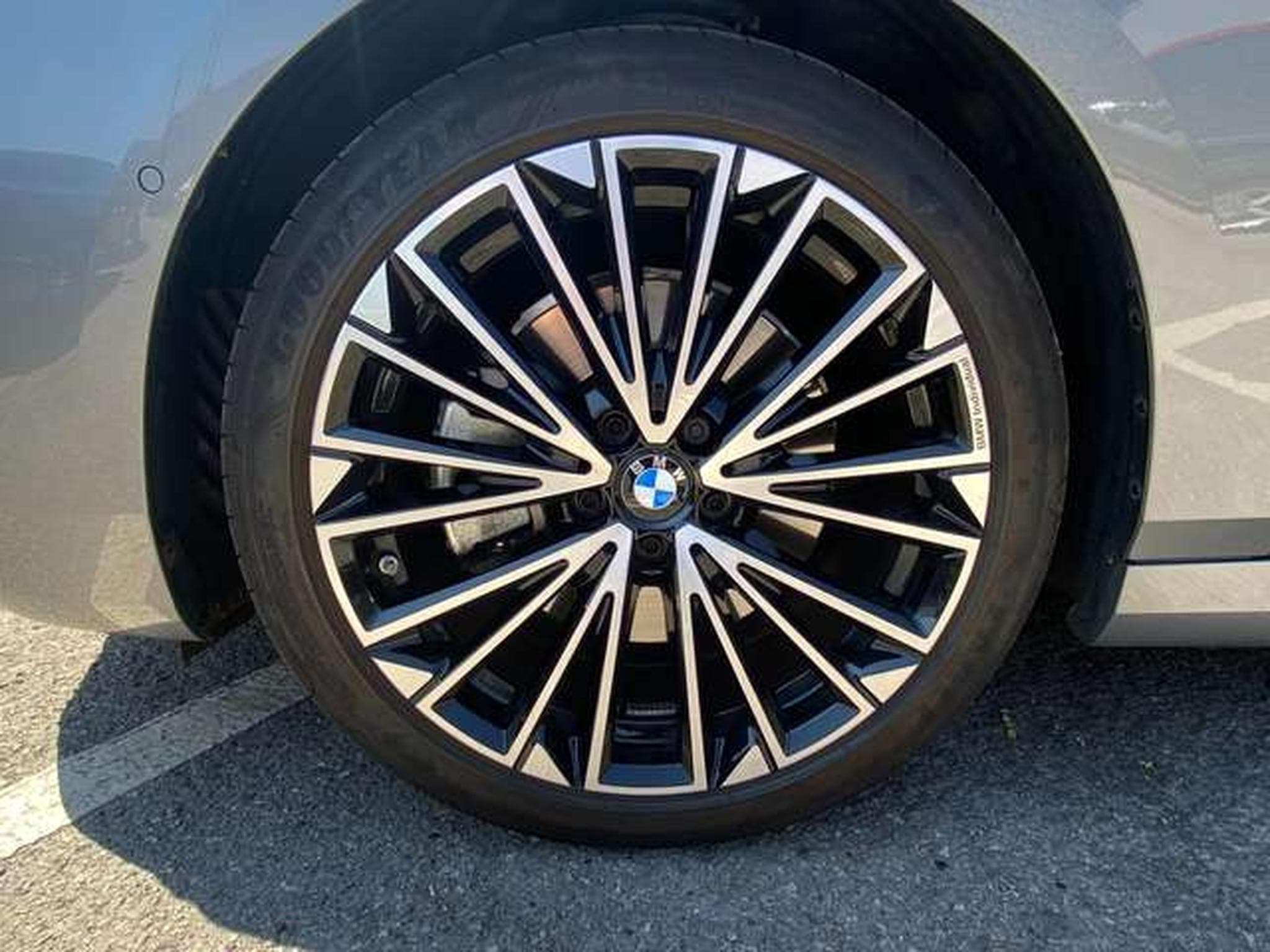 BMW 223 223i xDrive Active Tourer Aut M Sport (2024) - Foto 22