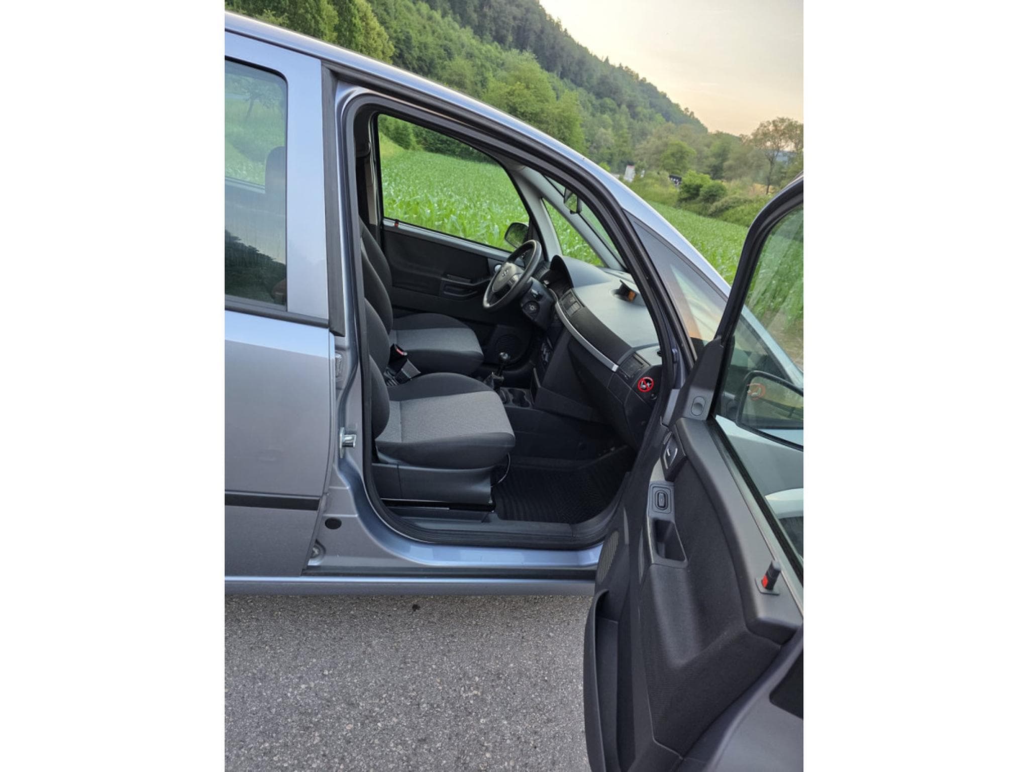 Opel Meriva 1.6 (2005) - Foto 9