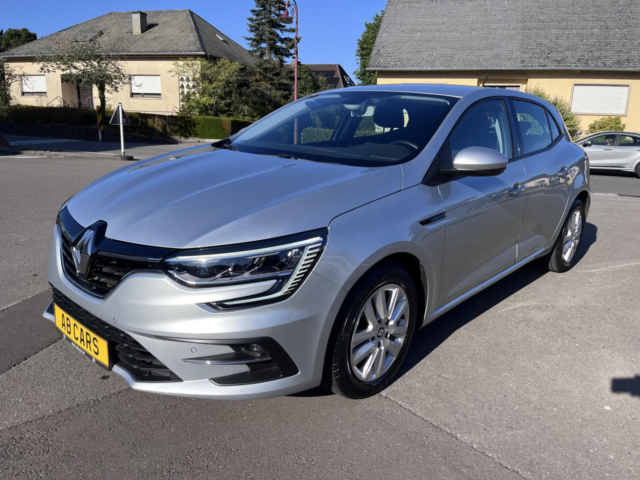 Renault Megane Megane Berline TCe 120 Corporate Edition (2022) - Foto 17