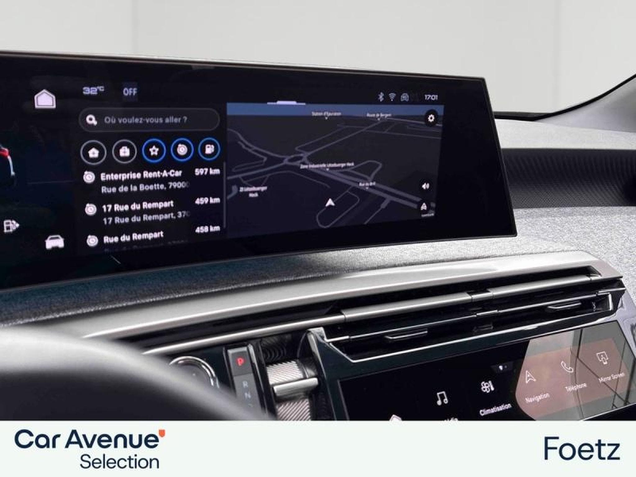 PEUGEOT 5008 Hybrid 145ch Allure e-DCS6 (2025) - Photo 12