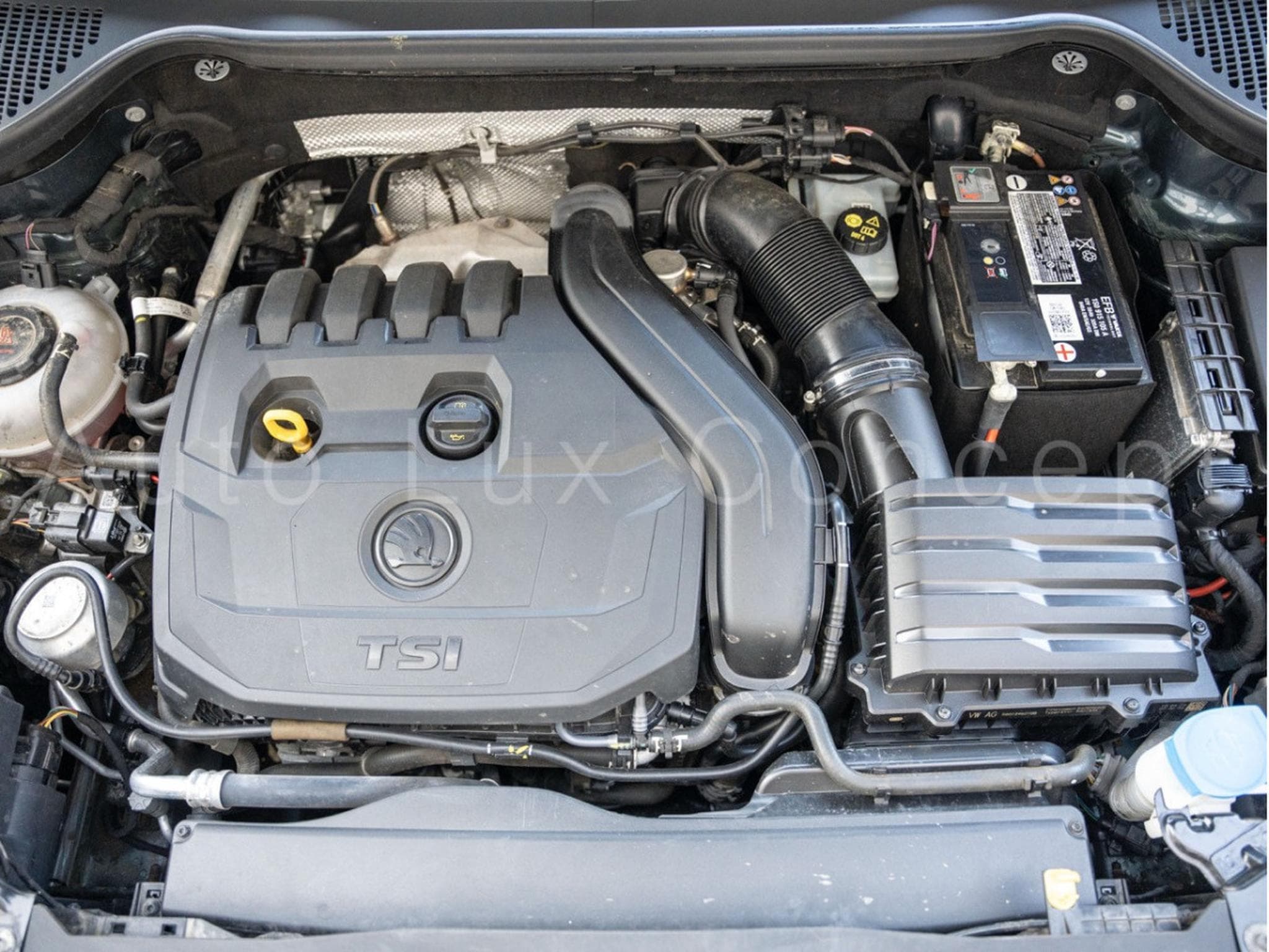 Skoda Karoq 1.5 TSI 150 Style DSG (2018) - Foto 28