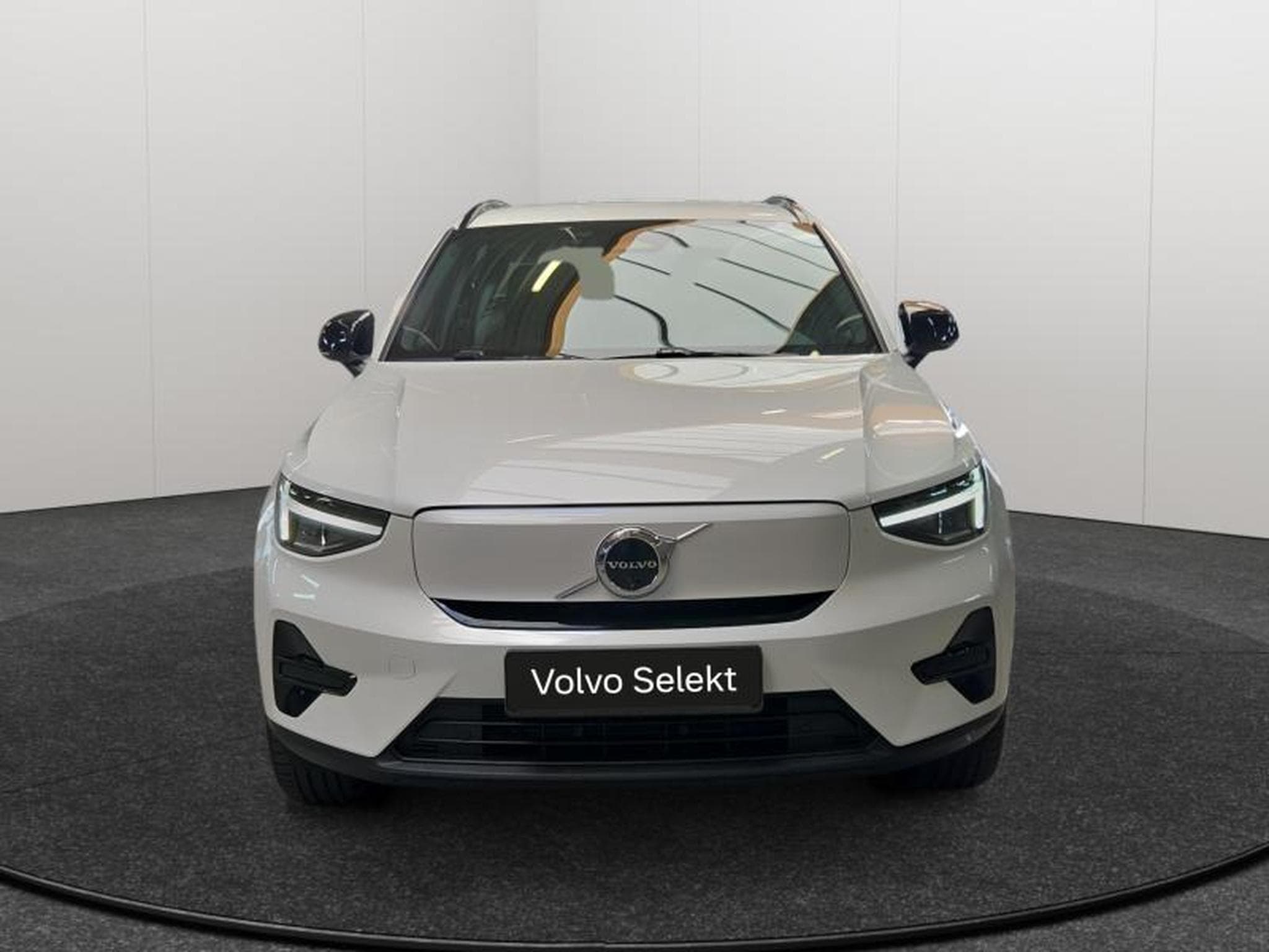 Volvo EX40 Plus Single Motor Extended Range / Electrique (2026) - Foto 8