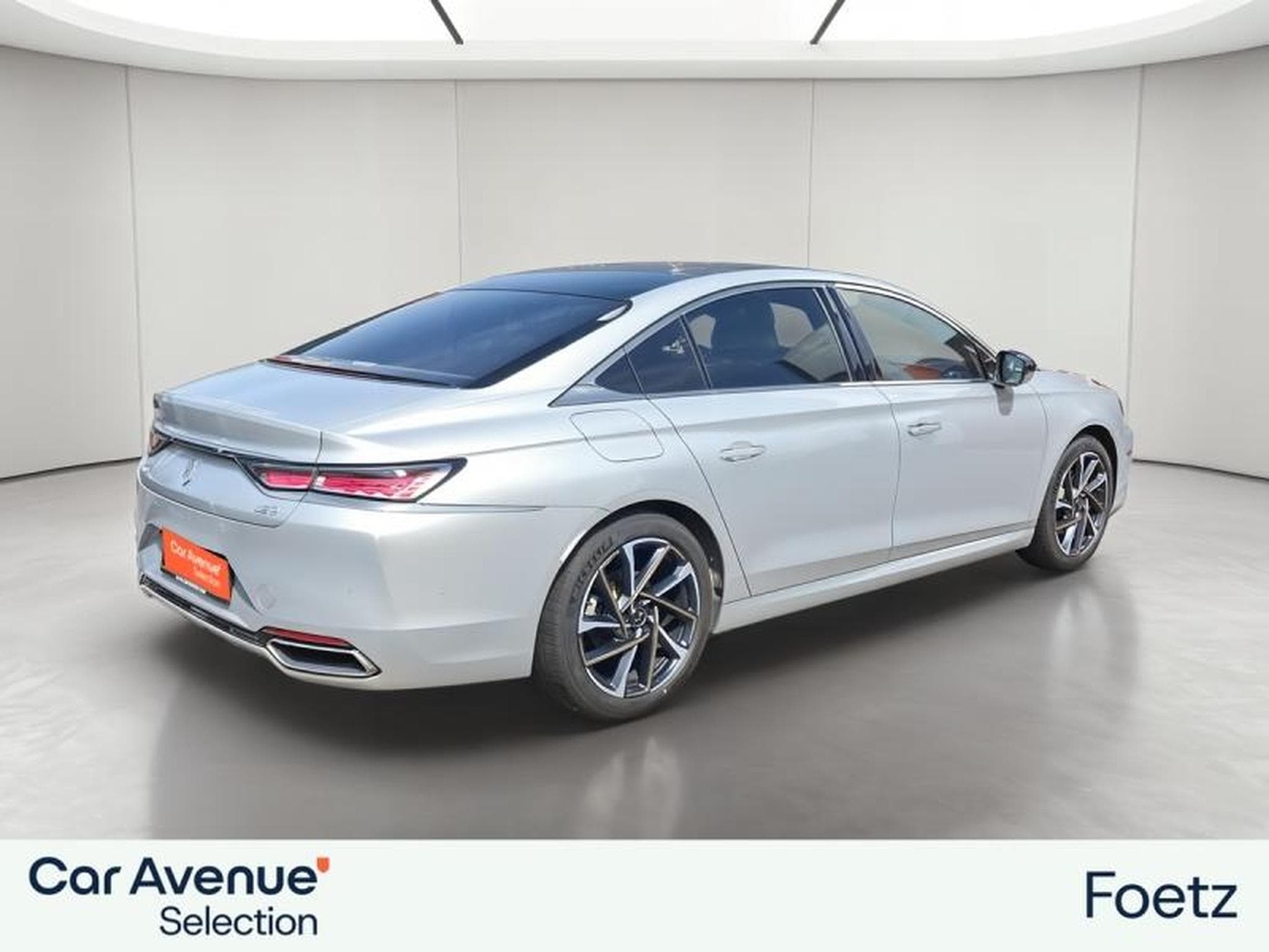 DS Automobiles DS9 Hybrid E-Tense 225ch Rivoli+ (2021) - Foto 7
