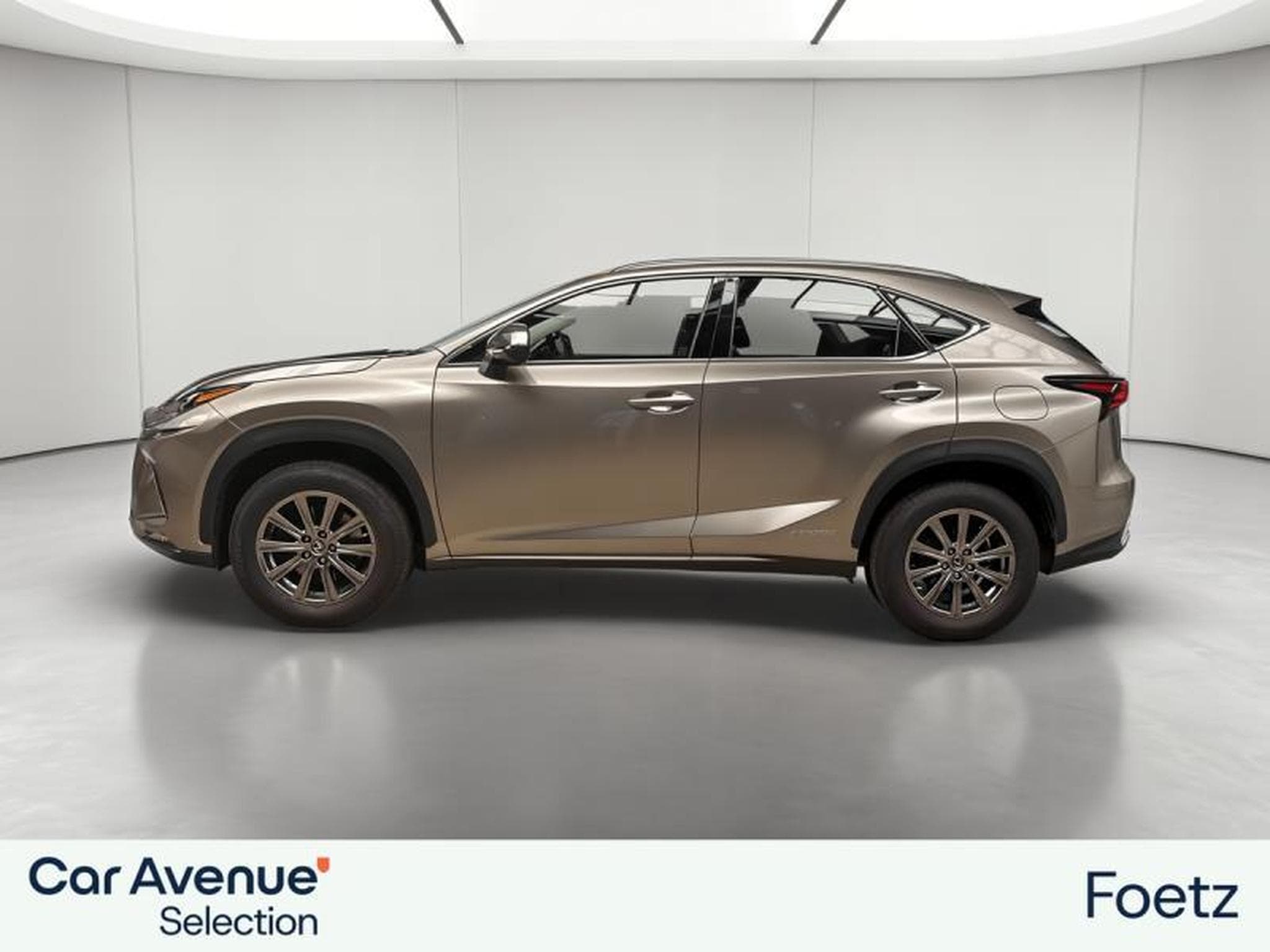 Lexus NX BUSINESS LINE (2018) - Foto 2