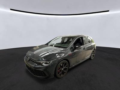 VW Golf (2024) - Photo 2