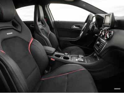 Mercedes A 45 AMG 45 AMG 4Matic 7G-DCT (2016) - Foto 3