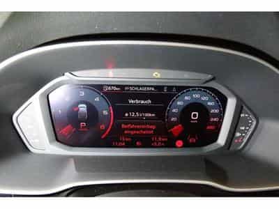 Audi Q3 Sportback S-Line (2023) - Foto 4