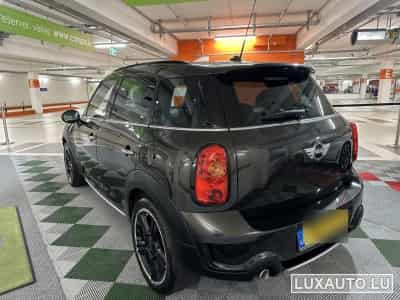 Mini Countryman COOPER SD 190 ALL4 (2016) - Foto 2
