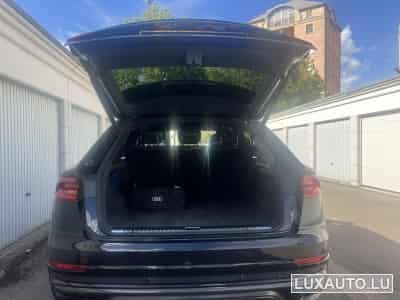 Audi Q8 S-line (2022) - Foto 11