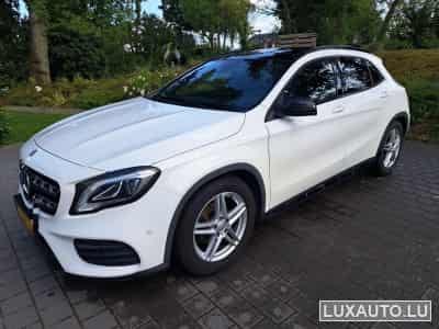 Mercedes GLA 180 AMG Line / night edition (2018) - Foto 4