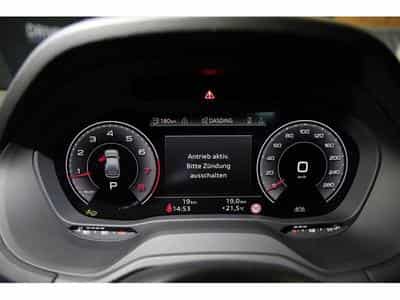 Audi Q2 35 TFSI S Tronic (2024) - Foto 4