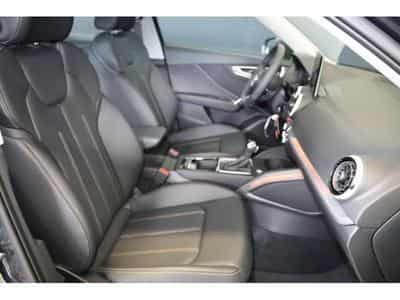 Audi Q2 35 TFSI S Tronic (2024) - Foto 9