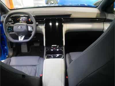Ford Capri Capri Premium 77kWh Extended Range RWD 286ch/210kW - A1 (2024) - Foto 4