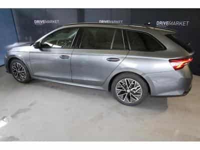 Skoda Octavia Sportline (2024) - Foto 11