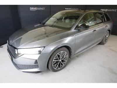 Skoda Octavia Sportline (2024) - Foto 13